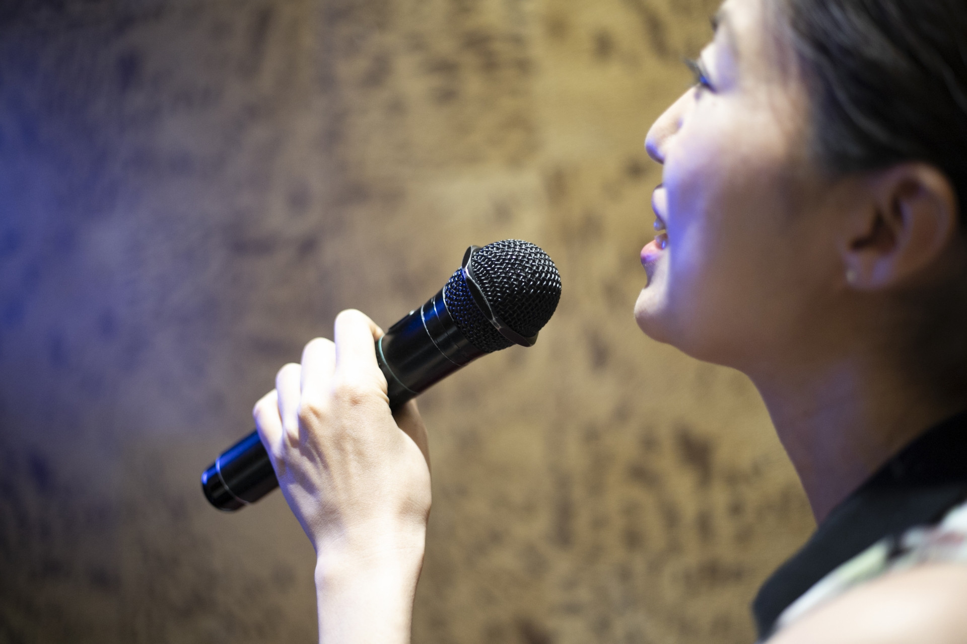 音痴が治ってきたのが分かり、歌うことが楽しくなりました!